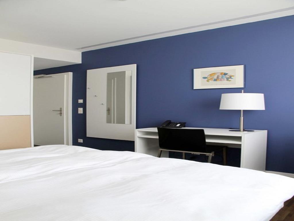 Auberge De Prangins Bilik gambar